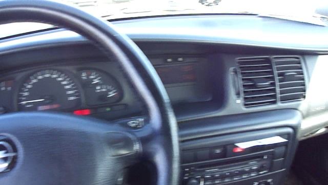 2000 Opel Vectra_1