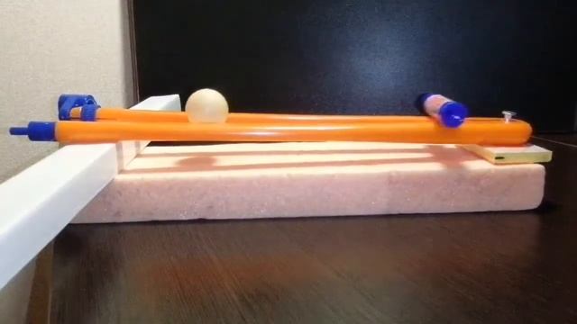 Когда шарик катится вверх? (When does the ball roll to the up?) смотреть онлайн