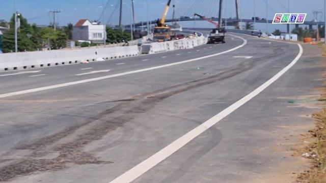 Cầu Mỹ Thuận 2 phía Vĩnh Long nút giao nhau QL 80-Ráo riết thi công các hạng mục смотреть онлайн