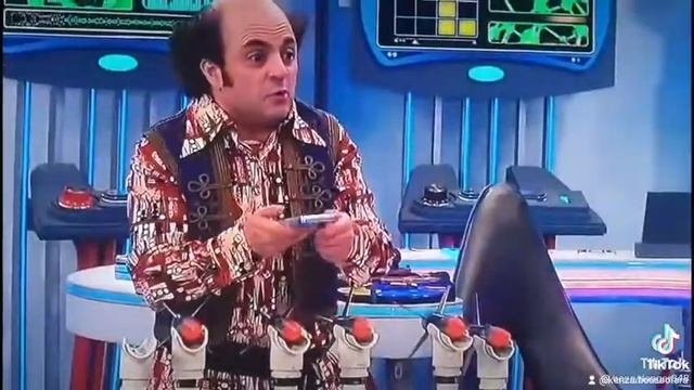 Henry danger смотреть онлайн