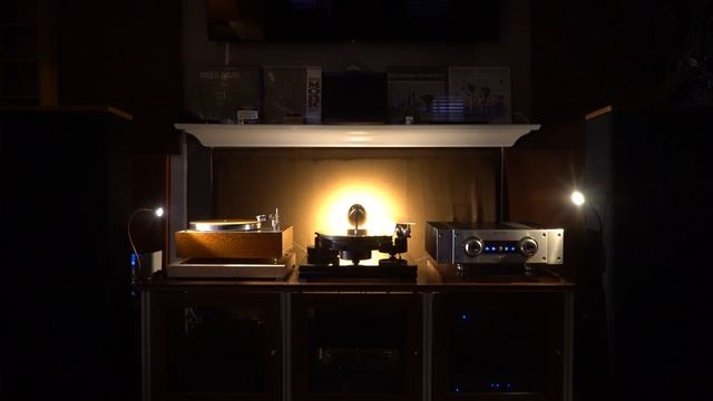 Vandersteen 3a Signature’s playing Duende смотреть онлайн