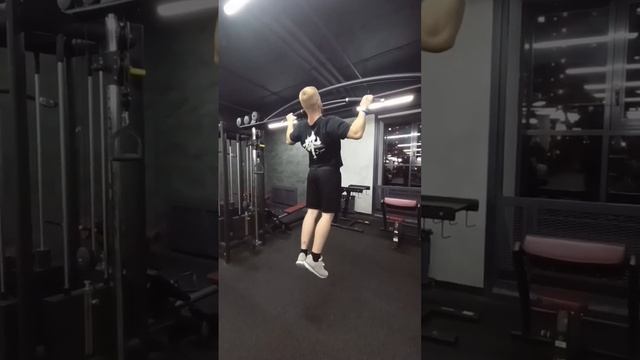 Лучшие упражнения для прокачки спины. Как накачать широкую спину в зале смотреть онлайн