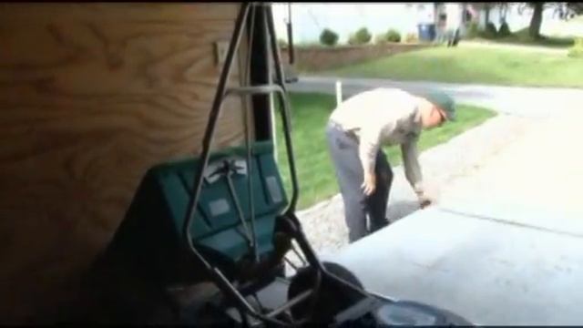 Lawn Care Service Provider: Production 101 смотреть онлайн