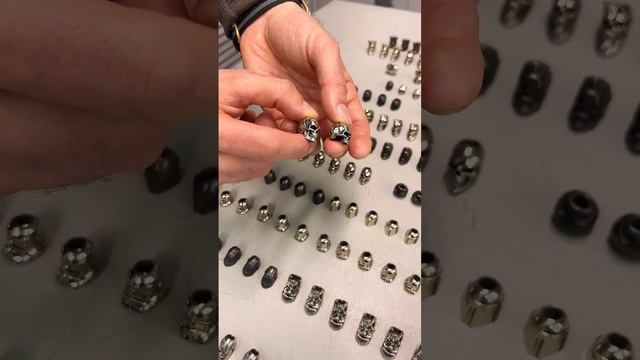 ДЯГ. Актуальное наличие бусин в мельхиоре! смотреть онлайн