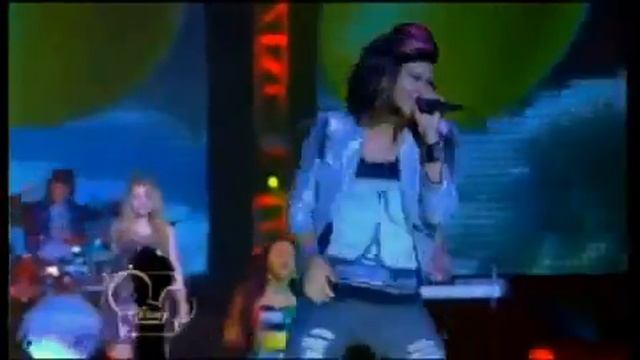 Lemonade Mouth - Breakthrough смотреть онлайн