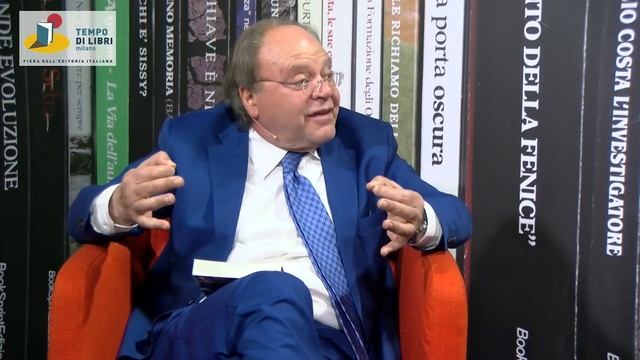 Salvatore Illiano dalla fiera dell'editoria di Milano "Tempo di libri" смотреть онлайн