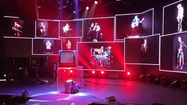 Disguise Vx4 - Audio Visual Rentals смотреть онлайн