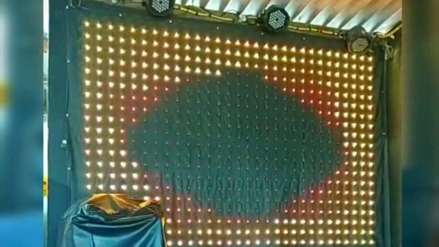 Cortina de Led Gráfica 2,50x3 P90 - Curtiled Iluminações смотреть онлайн