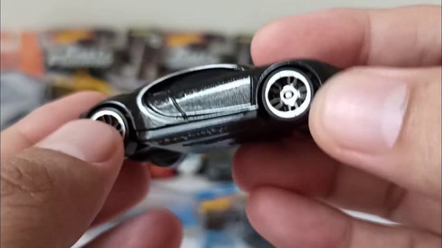 Eps#64 Hot Wheels Bugatti Chiron VS Range Rover Velar, All Gorgeous Black!!! | Unboxing and Review смотреть онлайн
