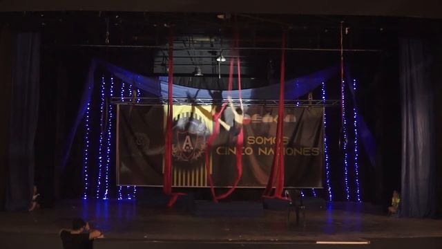 Rosa Edith Carballo – Escuela de Acrobacias El Pajaro Azul смотреть онлайн