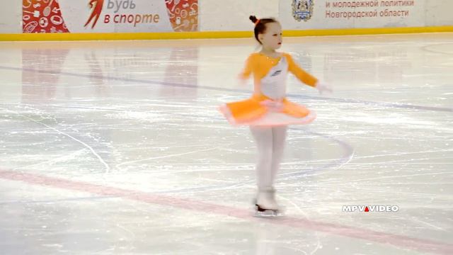 Фигурное катание ~ на льду дети новички ~ Детский спорт ~ Ледовый дворец смотреть онлайн
