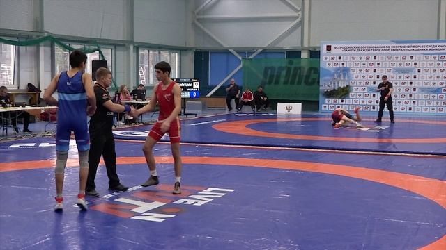 В Смоленске проходит всероссийский турнир по вольной борьбе смотреть онлайн