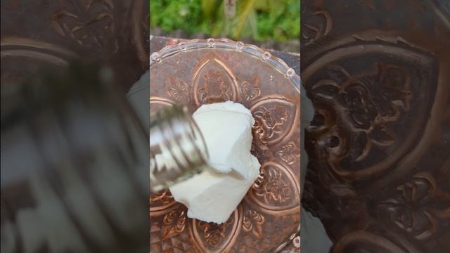 😋 delicious curd with kithul treacle #food #curd #indianfood смотреть онлайн
