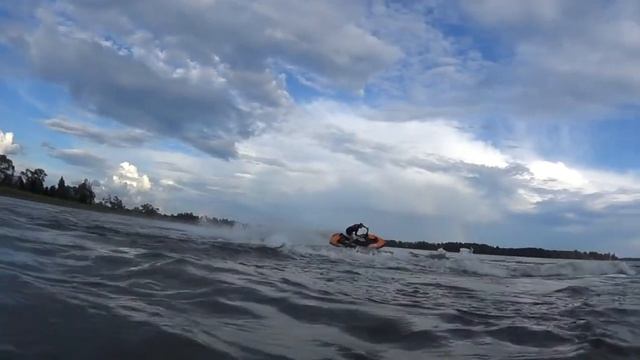 Slow motion Sea doo spark 90 смотреть онлайн