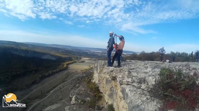 Алексей Качи-Кальон прыжки с верёвкой в Крыму с командой Skyline смотреть онлайн