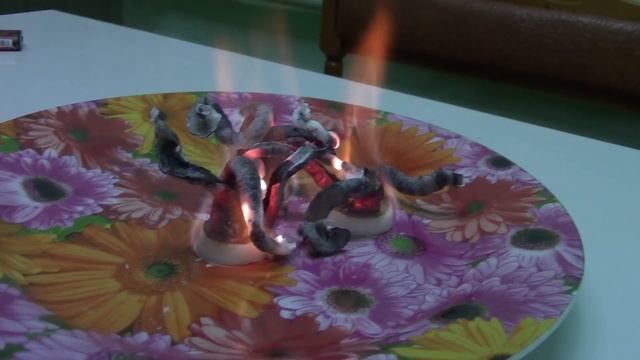 ТАБЛЕТКИ КОТОРЫЕ ГОРЯТ PILLS THAT BURN смотреть онлайн