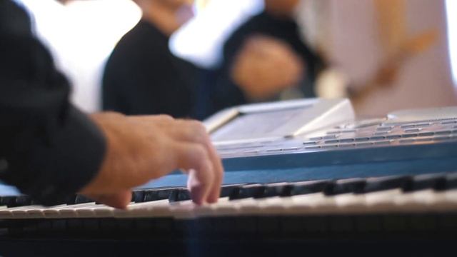 Farrux Sayfullozoda Sanam смотреть онлайн