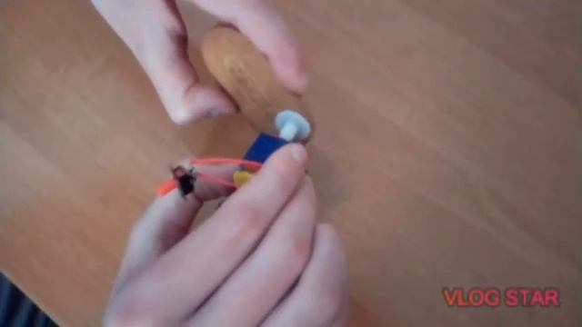 Сможет ли моторчик 1.5v пропилить печенье? ( Проверка). смотреть онлайн