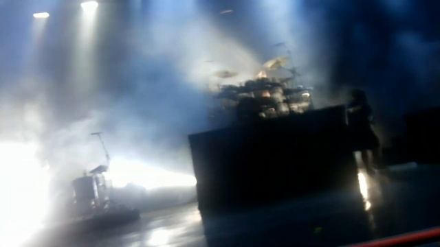30 Seconds To Mars - Carmina Burana + Up In The Air - Rio de Janeiro (10/18/2014) смотреть онлайн