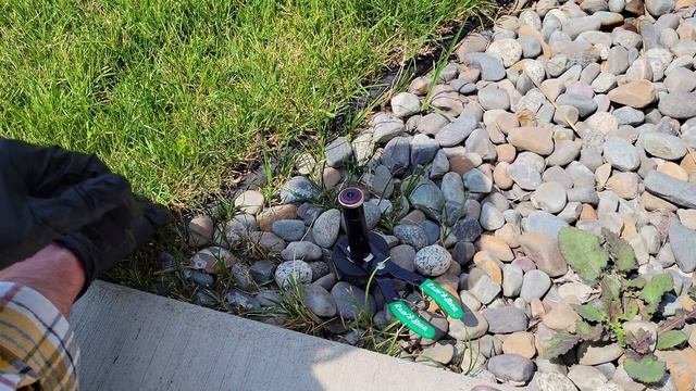 How To Replace Hunter MP Rotator Sprinkler Spray Nozzle смотреть онлайн