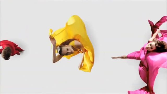 Issey Miyake Pleats Please смотреть онлайн