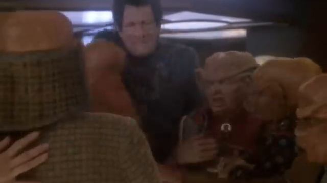 "This is Insane. You Actually Want Rom to Be Nagus?" Quark смотреть онлайн