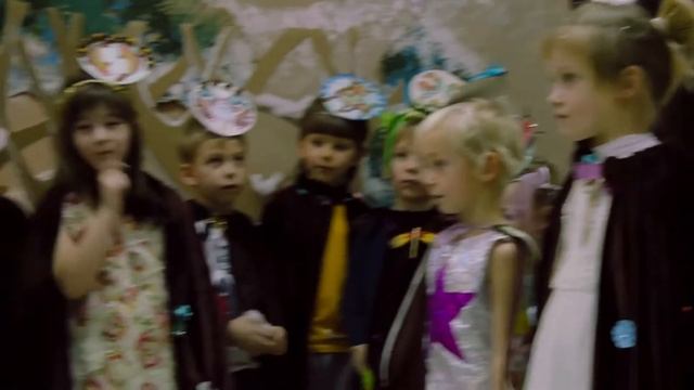 Школа Земляне - Новогодний мюзикл "12 месяцев"