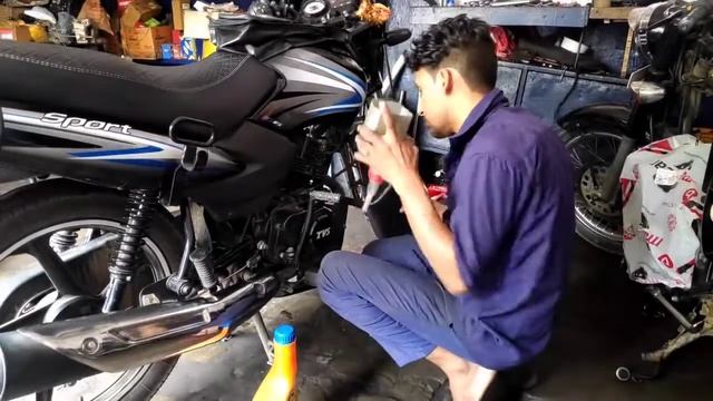 Candice Fully Synthetic Engine Oil 10w40 with Ester using in TVS Sport BS6 110 CC смотреть онлайн