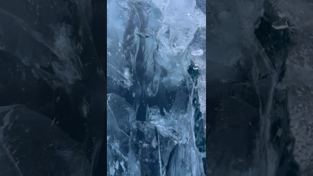 Лед Байкала треснул #байкал #baikal #ice смотреть онлайн