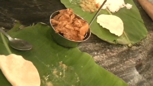 Indian Banana Leaf Meal, Samy Restaurant Chemor, 18 Nov 2017 смотреть онлайн