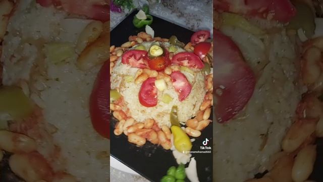 يحتوي الأرز ع فيتامين هـ.وفيتامينات مجموعة ب وهي: الثيامين، والريبوفلافين، والنياسين، وحمض الفوليك смотреть онлайн