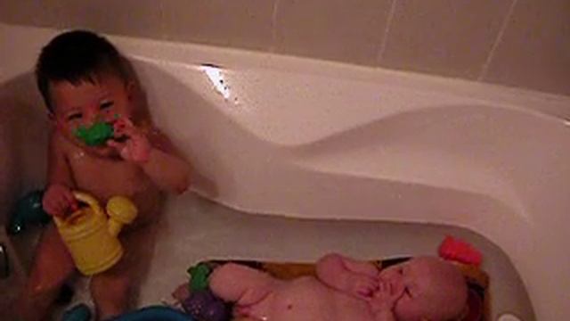 забавы в воде смотреть онлайн