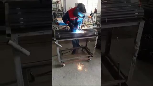 CÔNG TY TNHH SẢN XUẤT VÀ THƯƠNG MẠI QL смотреть онлайн