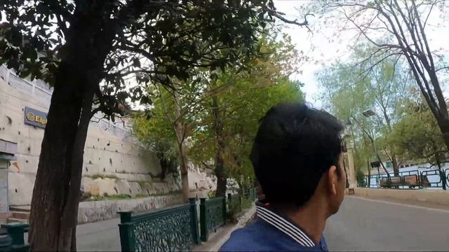 Nainital ki ye jgha hai Non vegetarian k liye 😱| About Nainital Bazaar✊| #bestfood #lifestylevlog смотреть онлайн