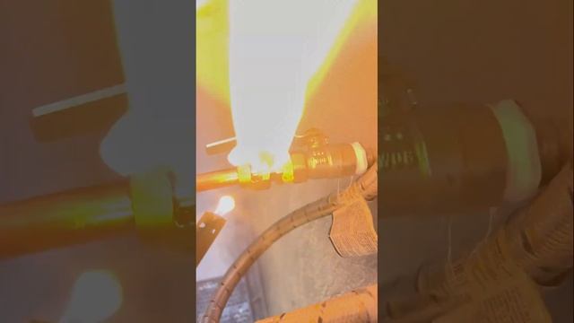 Las Conexiones Fleare de Tubería Gas Llevan Teflon ? смотреть онлайн