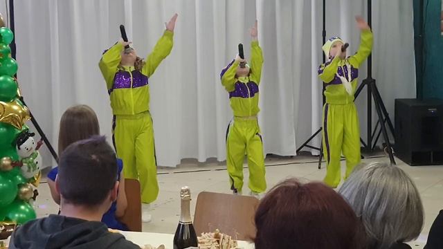 Бим бом Детская песенка смотреть онлайн