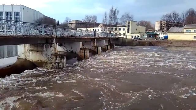 10.04.2018 Ловать свободна от льда смотреть онлайн