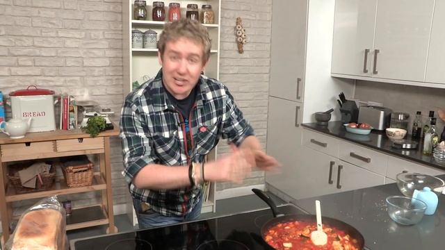 Quinoa Chilli Chow: Good Food Good Times смотреть онлайн