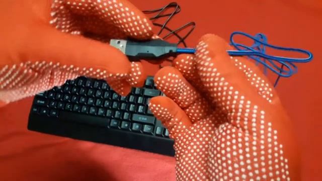 Zeus Keyboard Mouse Bundle M-710 Unboxing смотреть онлайн