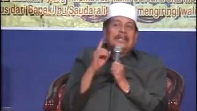 Prof. Dr. KH. Abdul Ghofur (Pengasuh PP. Sunan Drajat) Acara Khitanan смотреть онлайн