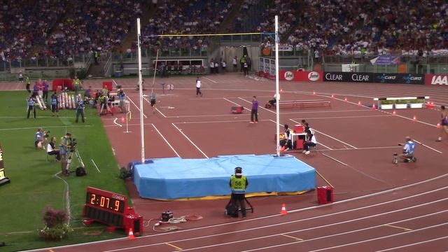 Golden Gala 2015 - Pole vault - Renaud Lavillenie 5,91 смотреть онлайн