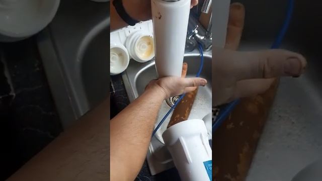 Фильтр для питьевой воды спустя 5 месяцев. Миргород. смотреть онлайн