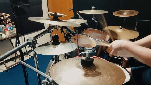 Master of puppets Drum Cover смотреть онлайн