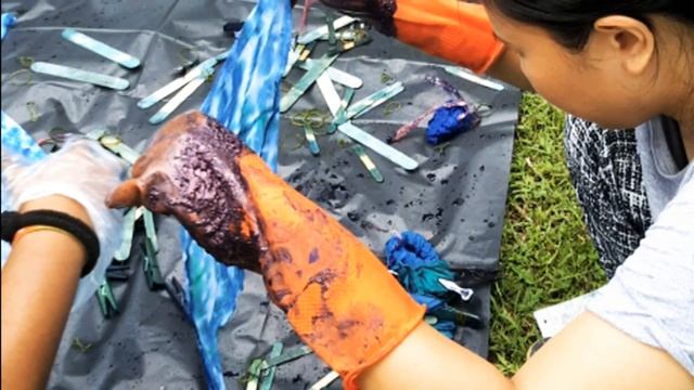 Indigo tie dye 21st Oct 2018 at Bann Sabai Art Studio# Facebook page# смотреть онлайн
