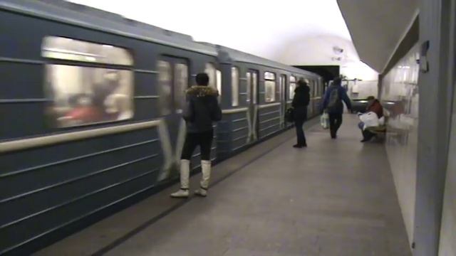Московское метро Номерной станция Боровицкая смотреть онлайн