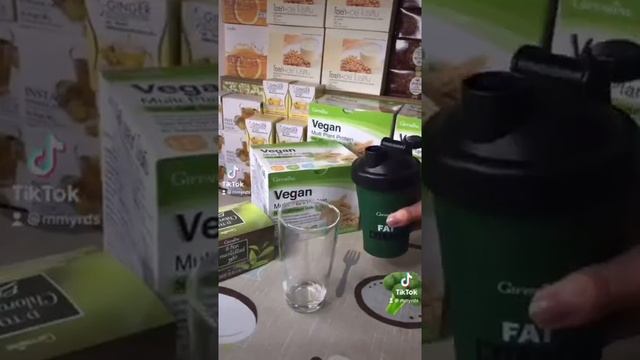 วิธีชงโปรตีนวีแกนผสมคลอโรฟิลดีท๊อคพลัส смотреть онлайн