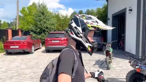 Мотоцикл в Бассейн. Брос Шоу