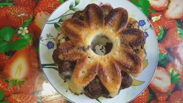 ПИРОГ ЗЕБРА ИЗ ШОКОЛАДНОГО И ВАНИЛЬНОГО ТЕСТА смотреть онлайн