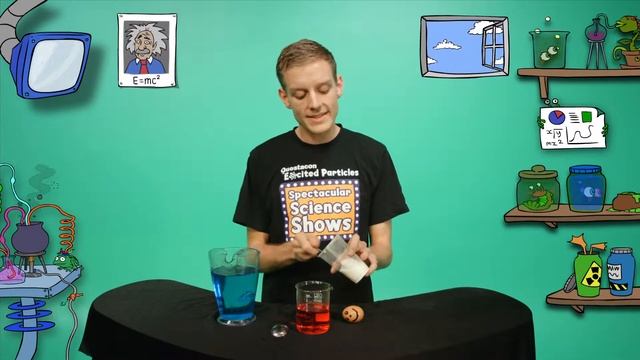 SUSPENDED EGG: Why is it easier to float in salt water? смотреть онлайн