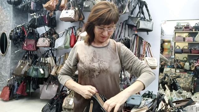 СУМОЧКИ 🎄И МОДЕЛИ ХОРОШИ И ПОДАРКИ 🤗 ОТ ДУШИ🤑🥰😉 смотреть онлайн